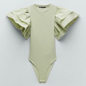 Zara Ruffle Bodysuit in Green Size L